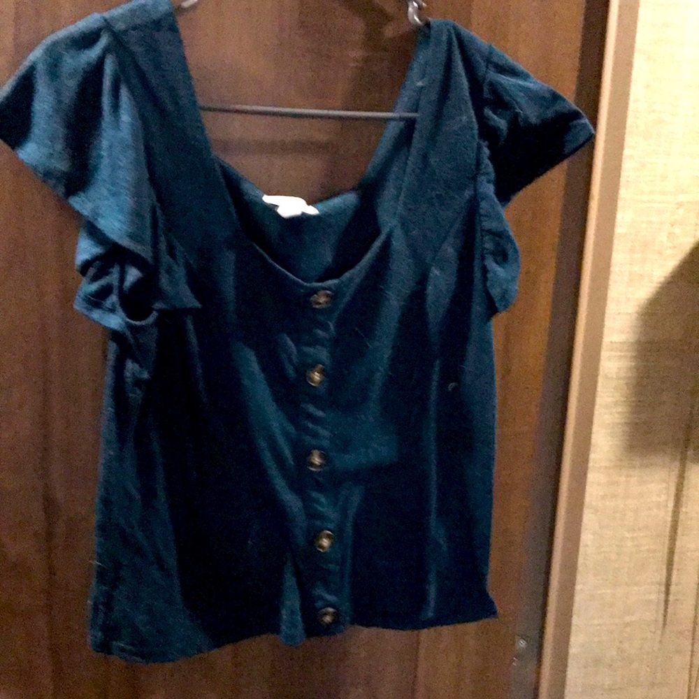 Maurices top